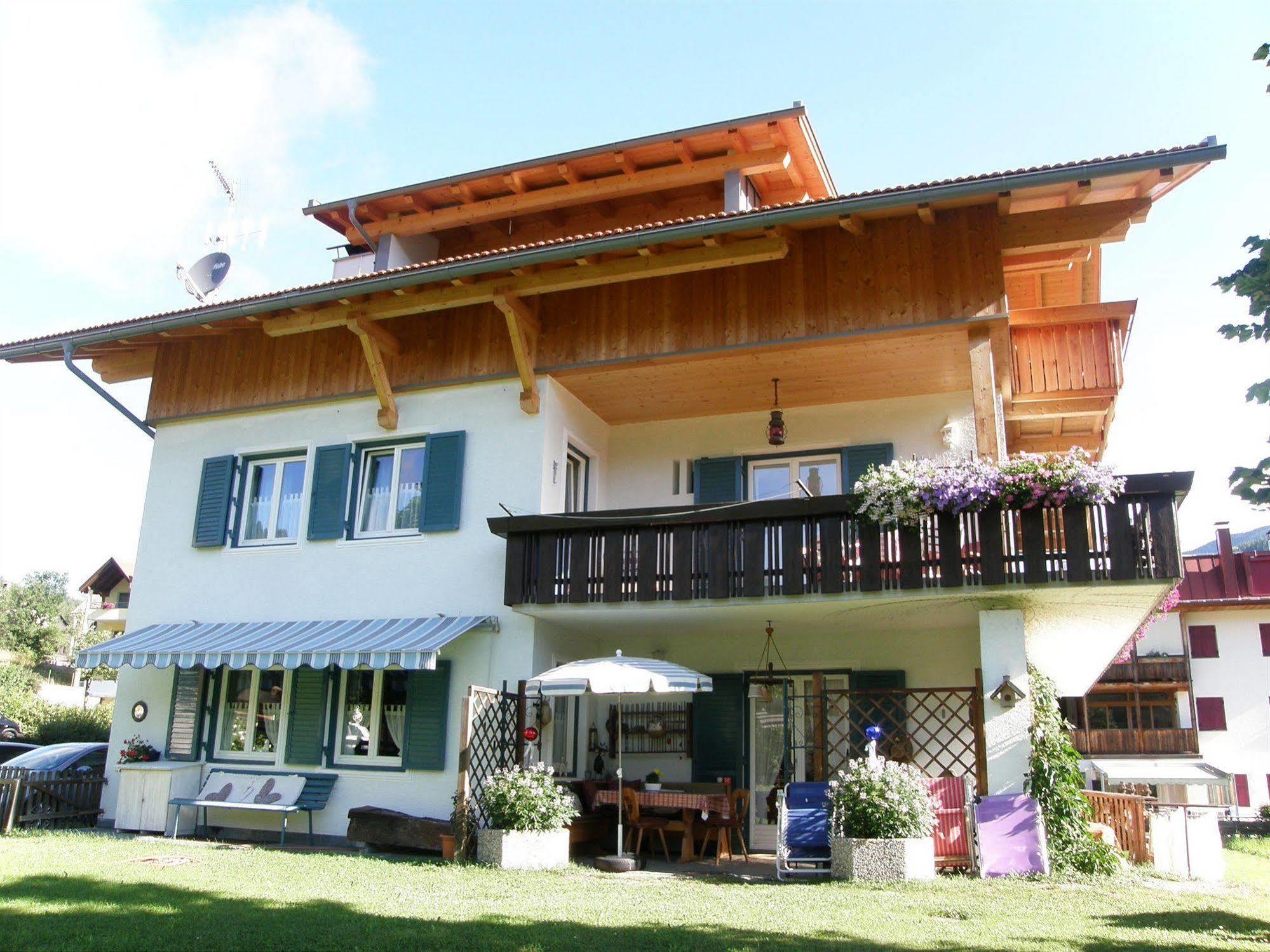 Haus Auer Irene Ξενοδοχείο Niederolang Εξωτερικό φωτογραφία